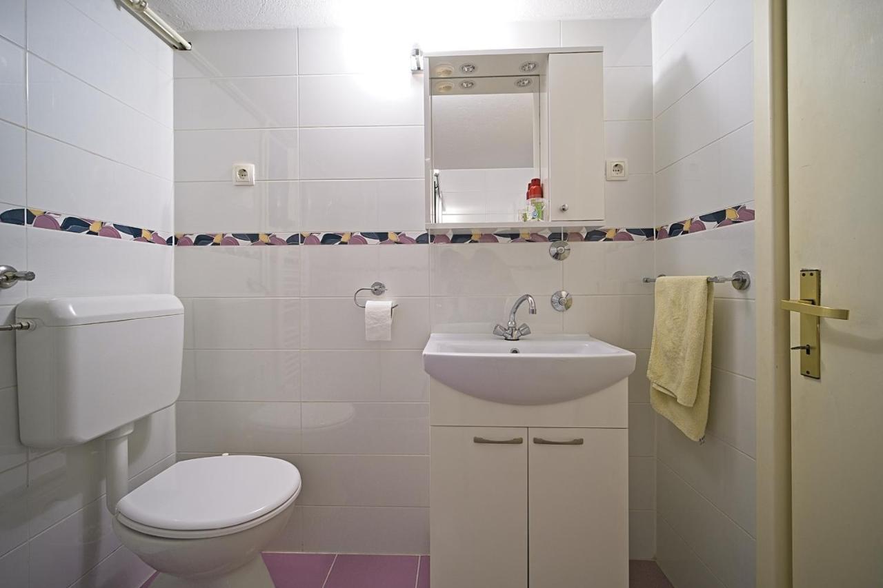Apartment Renata พอสติรา ภายนอก รูปภาพ