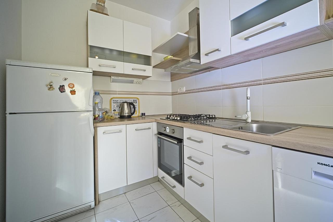 Apartment Renata พอสติรา ภายนอก รูปภาพ